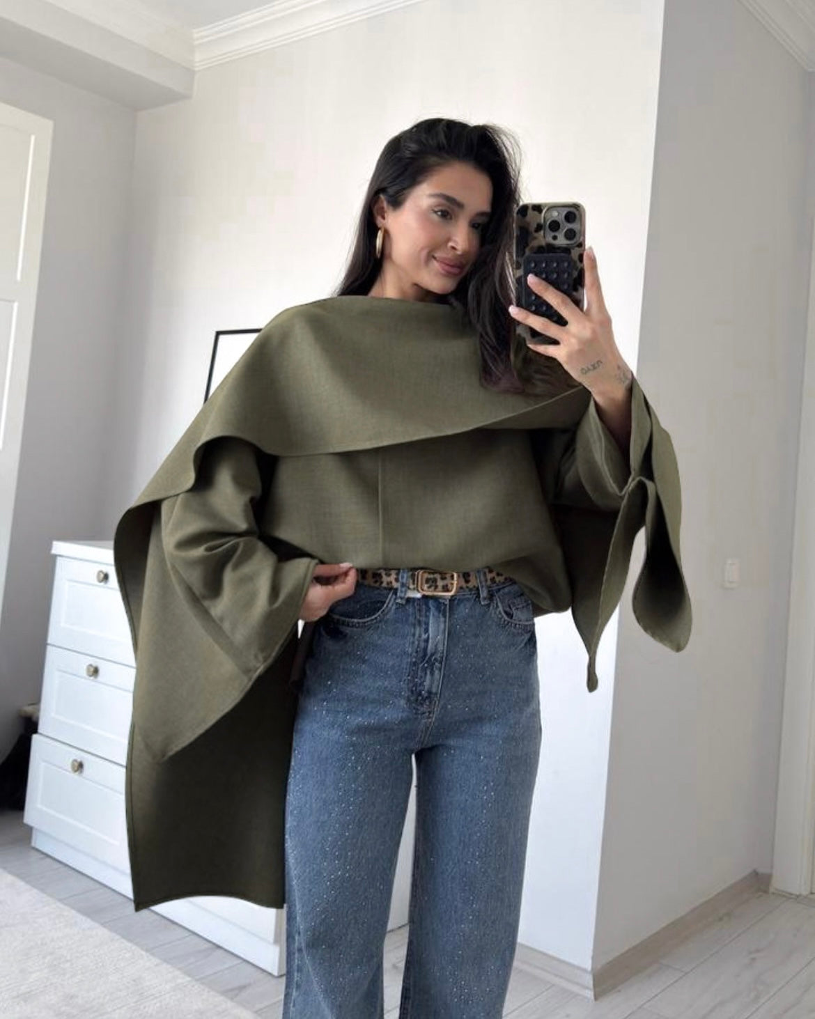 Sage Green Asymmetrical Cape Top | توب كيب غير متماثل باللون الاخضر الباهت
