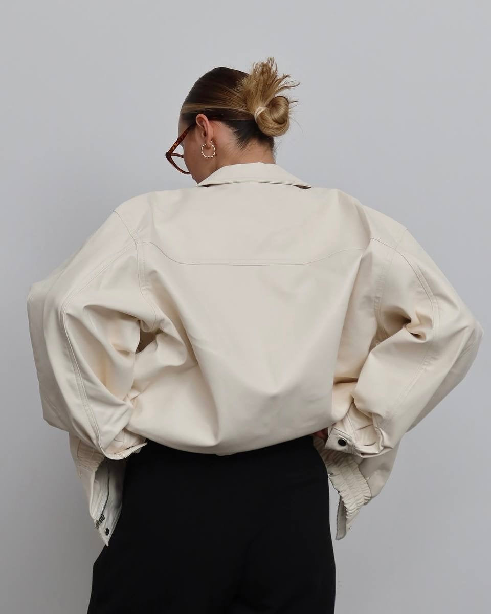 Cream Oversized Structured Leather Jacket | جاكيت جلد واسع بلون كريمي