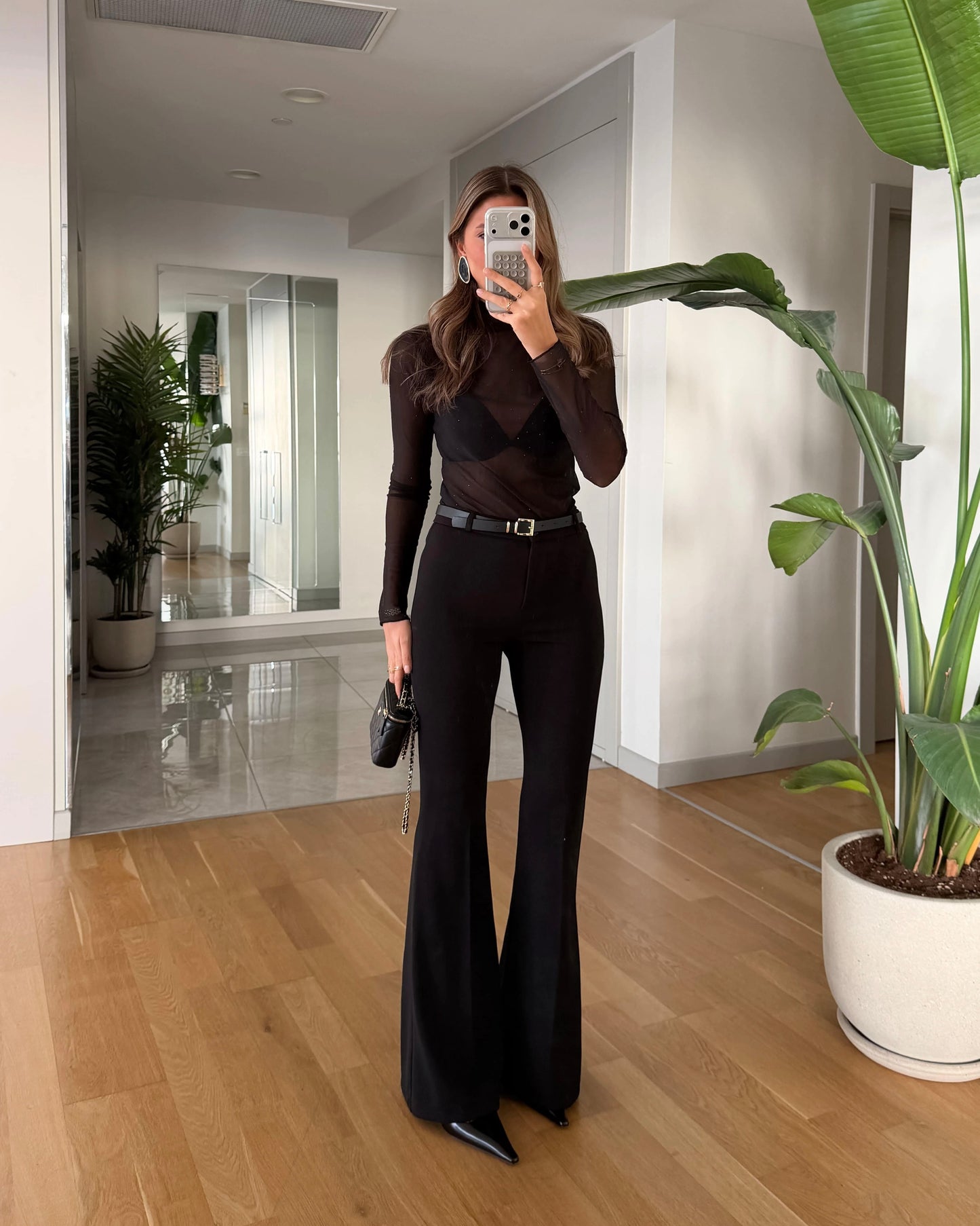Black High-Waisted Lycra Flare Pants | بنطلون فلاير أسود لايكرا بقصة عالية الخصر