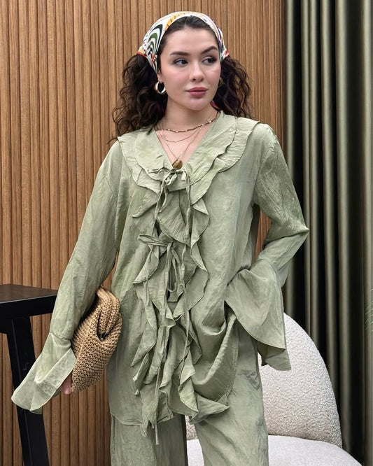 Pistachio Set with Ruffle Details | طقم بيستاشيو بتفاصيل كشكش