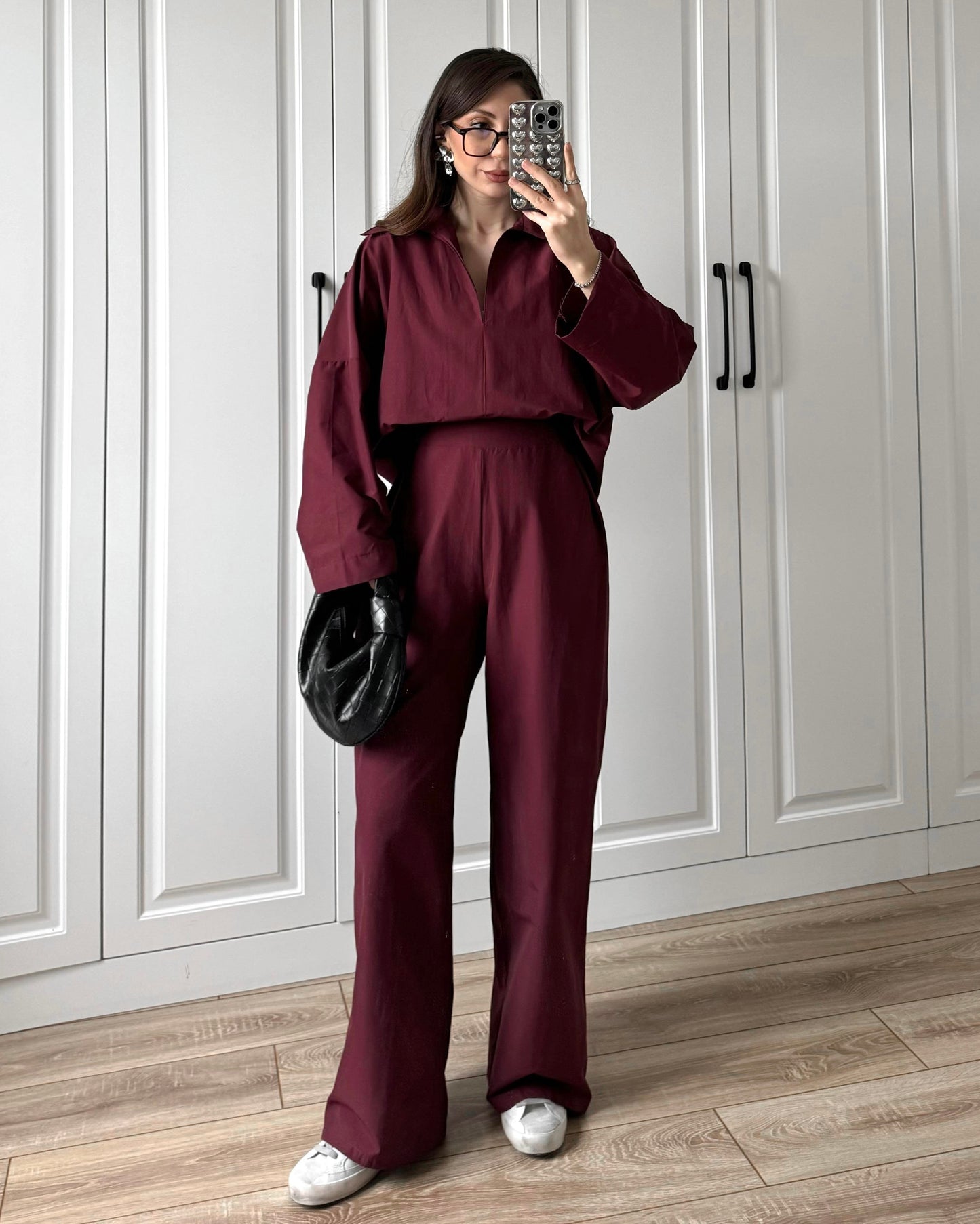 Burgundy V-Neck Set | V-طقم خمري بياقة على شكل