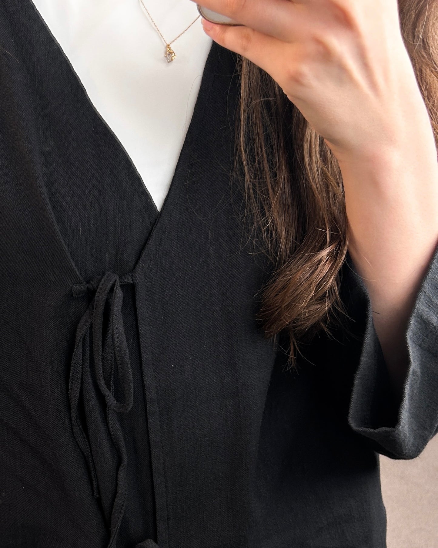 Black Linen Front-Tie Co-Ord Set | طقم كتان اسود بربطات أمامية