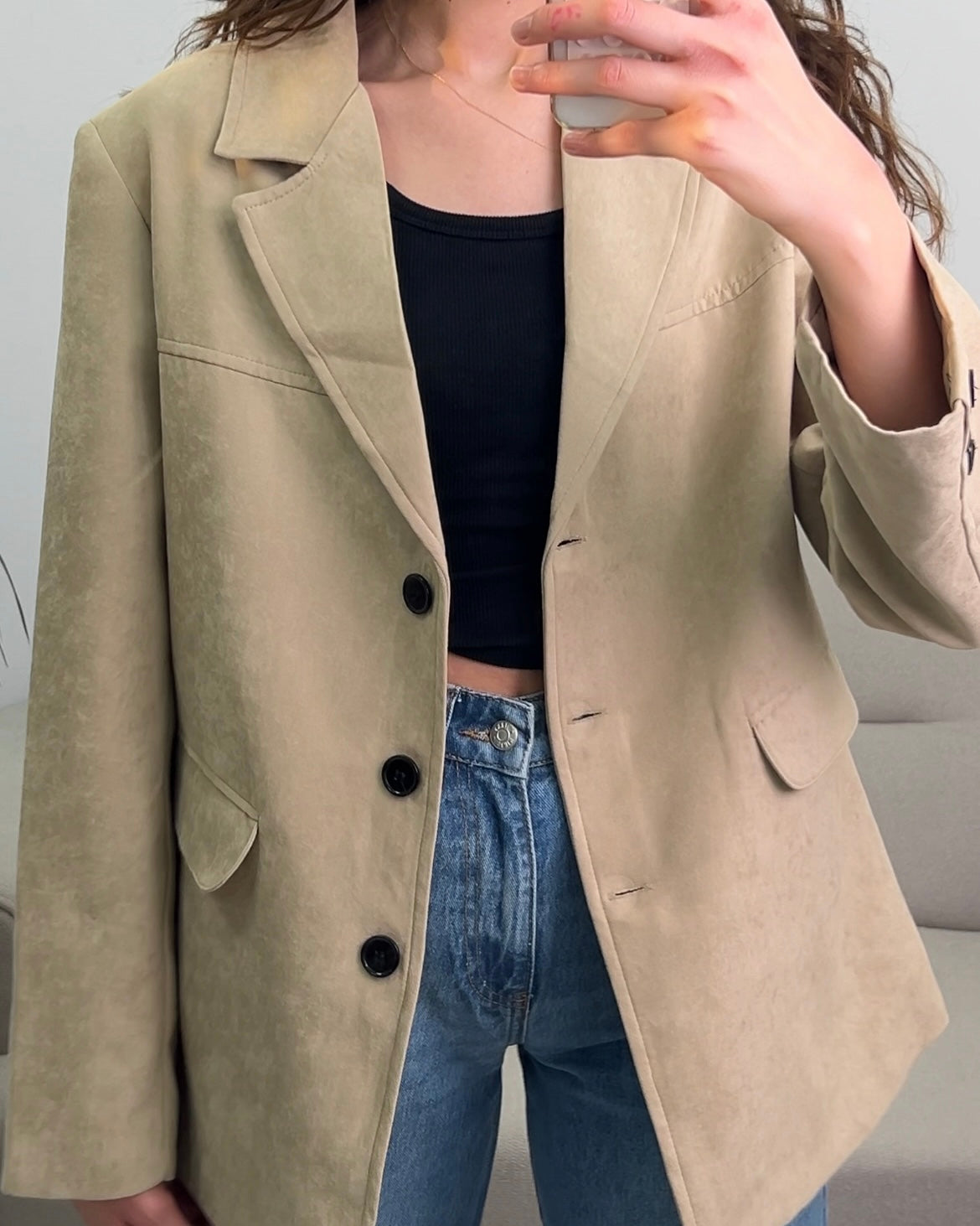 Beige Suede Blazer with Wide Collar | بليزر بيج انيق من جلد السويد