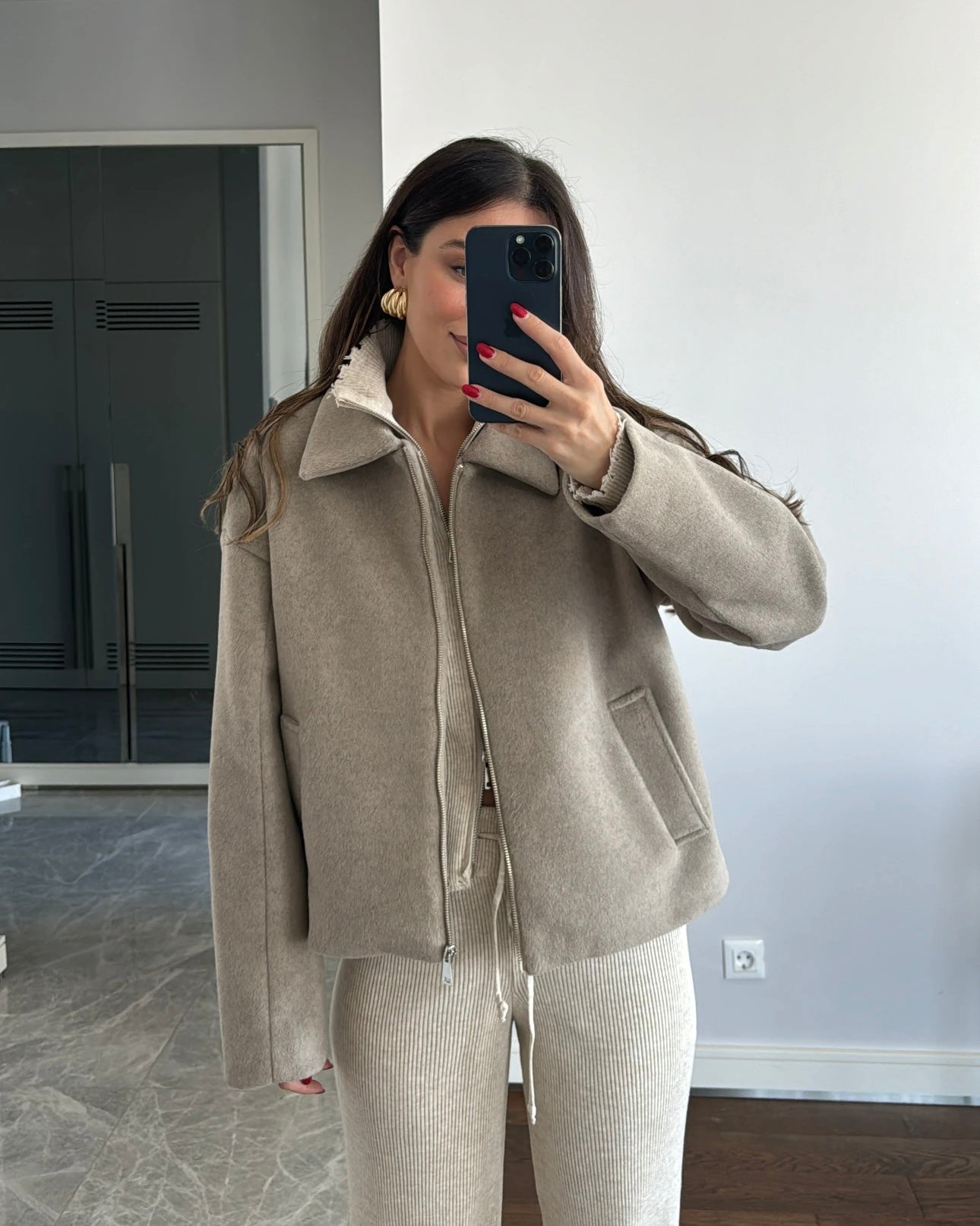 Sand Brown Wool Jacket with Zipper and Side Pockets