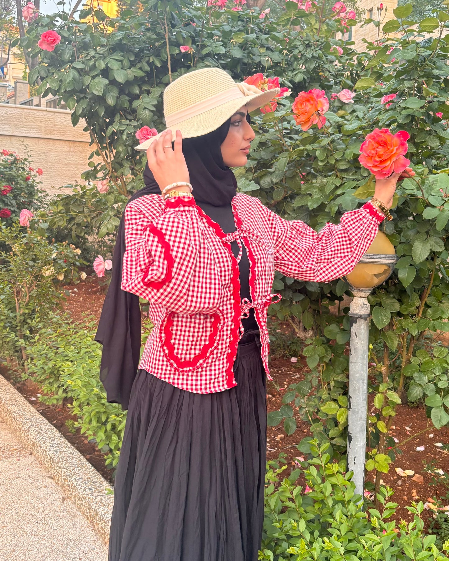 Blouse With a Red Gingham Pattern & Heart Details | بلوزة بنقشة مربعات باللون الأحمر وتفاصيل قلب