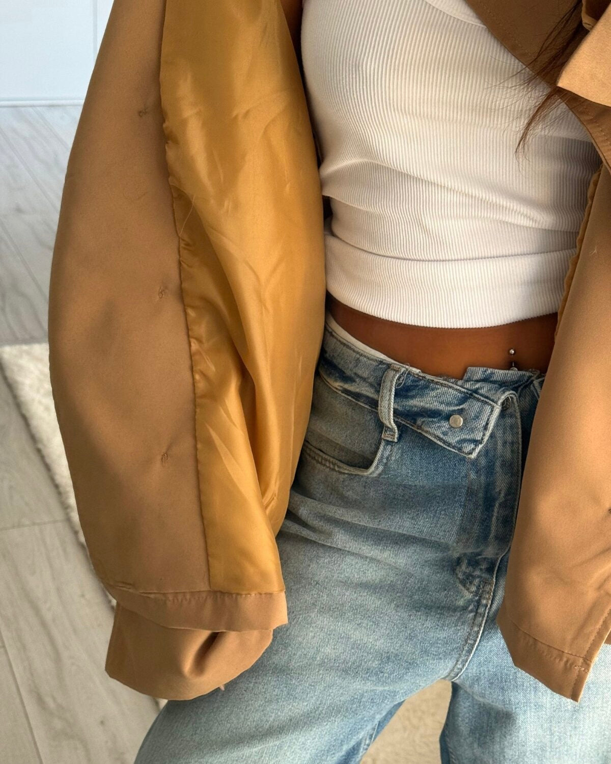 Oversized Camel High Stand Collar Button-Up Jacket | جاكيت كاميل بقبة عالية وأزرار أمامية