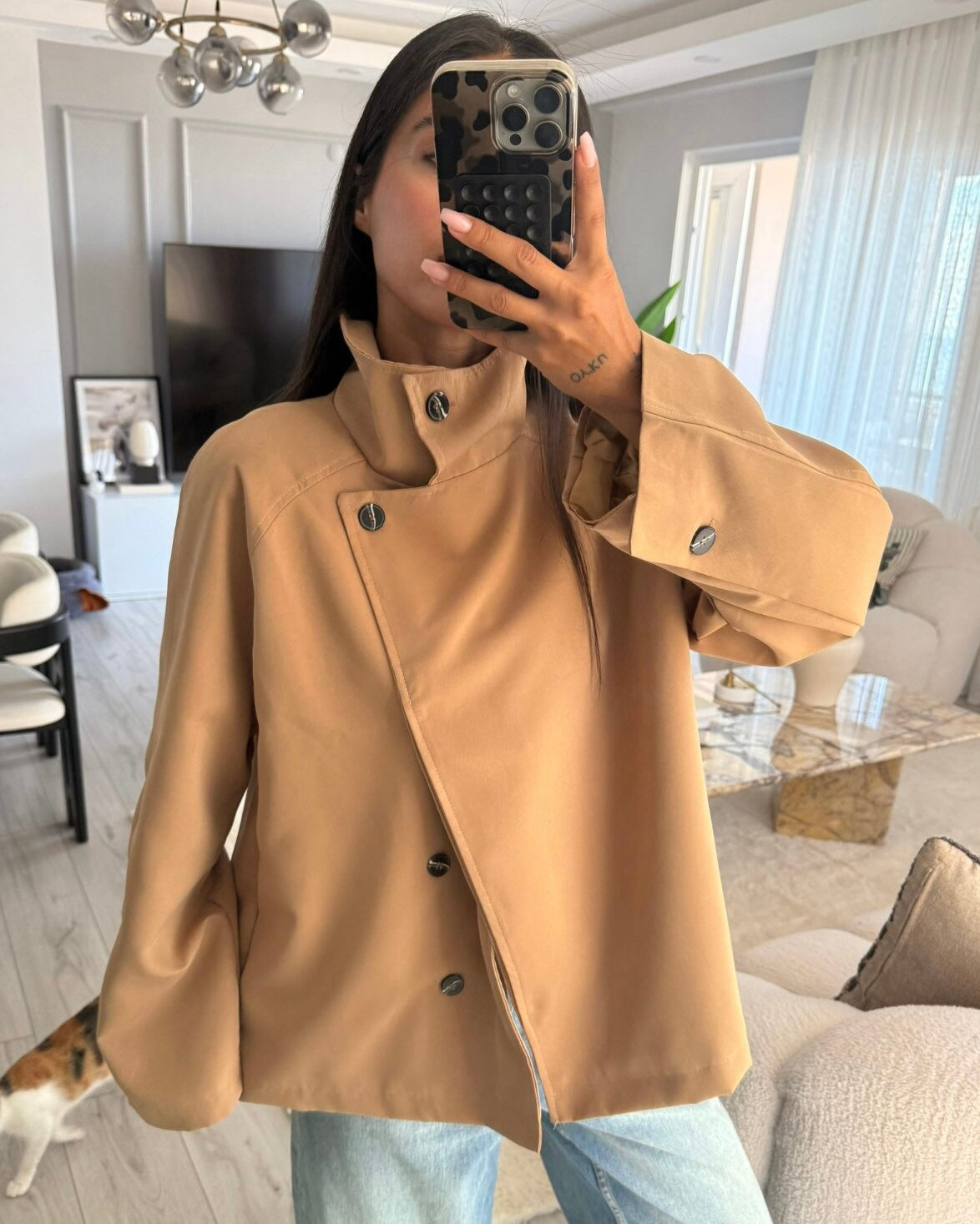 Oversized Camel High Stand Collar Button-Up Jacket | جاكيت كاميل بقبة عالية وأزرار أمامية