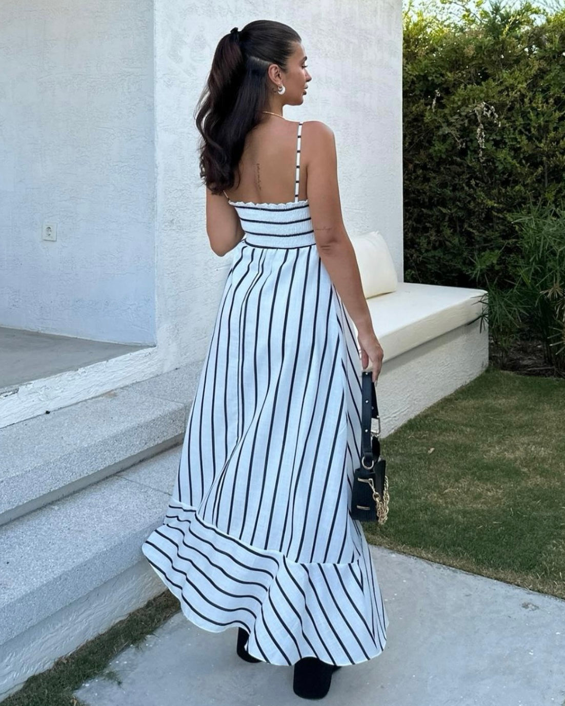 Feminine Striped Maxi Dress | فستان ناعم ماكسي مخطط