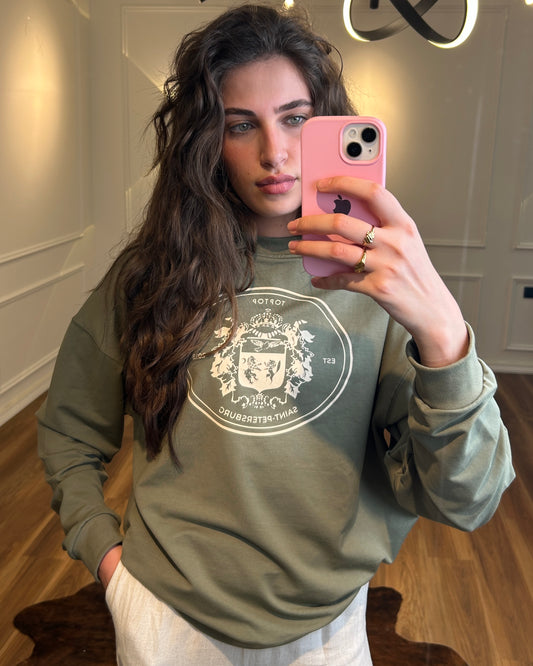 Oversized Olive Green Graphic Sweatshirt | سويت شيرت زيتوني أوفر سايز بطبعة جرافيك