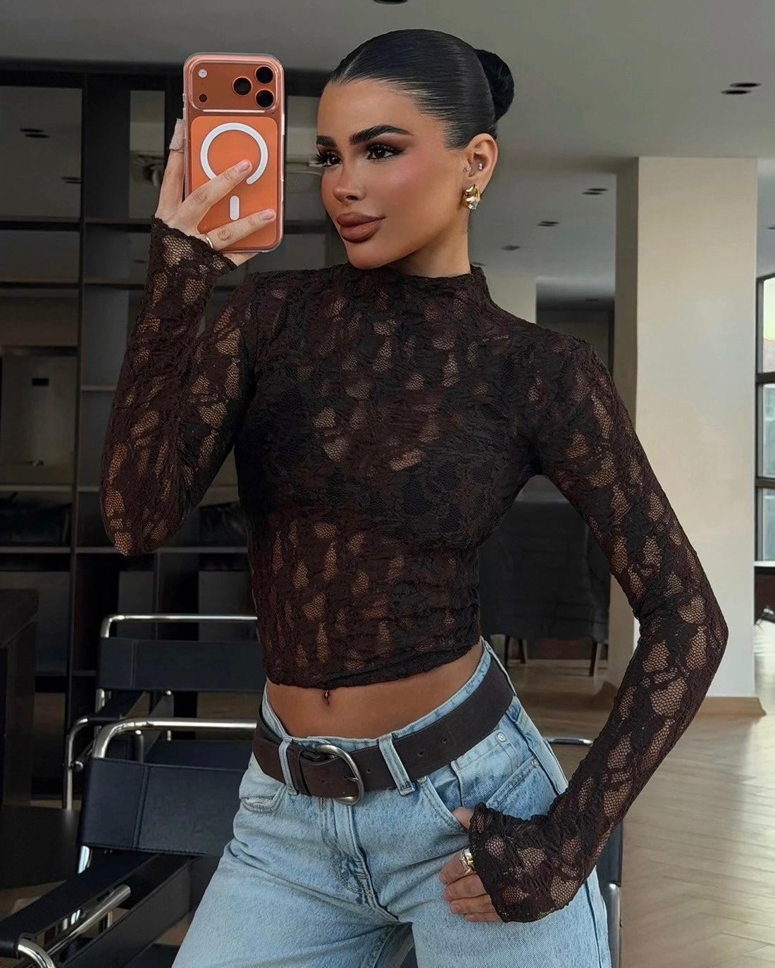 White Lace Transparent Top | توب دانتيل شفاف باللون الابيض