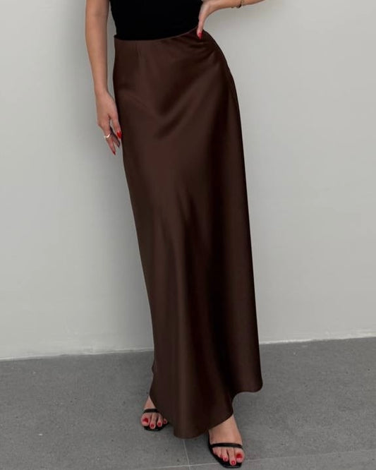 Dark Brown Satin Skirt | تنورة ساتان باللون البني الداكن