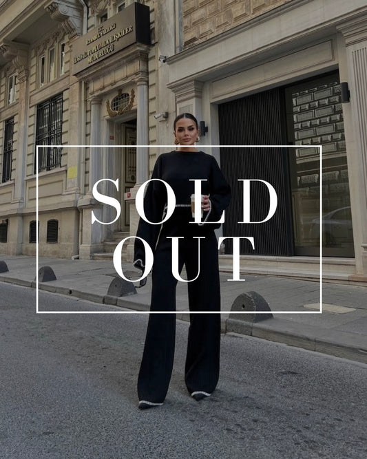 Black Loose Fit Set with Contrast Hem Detailing