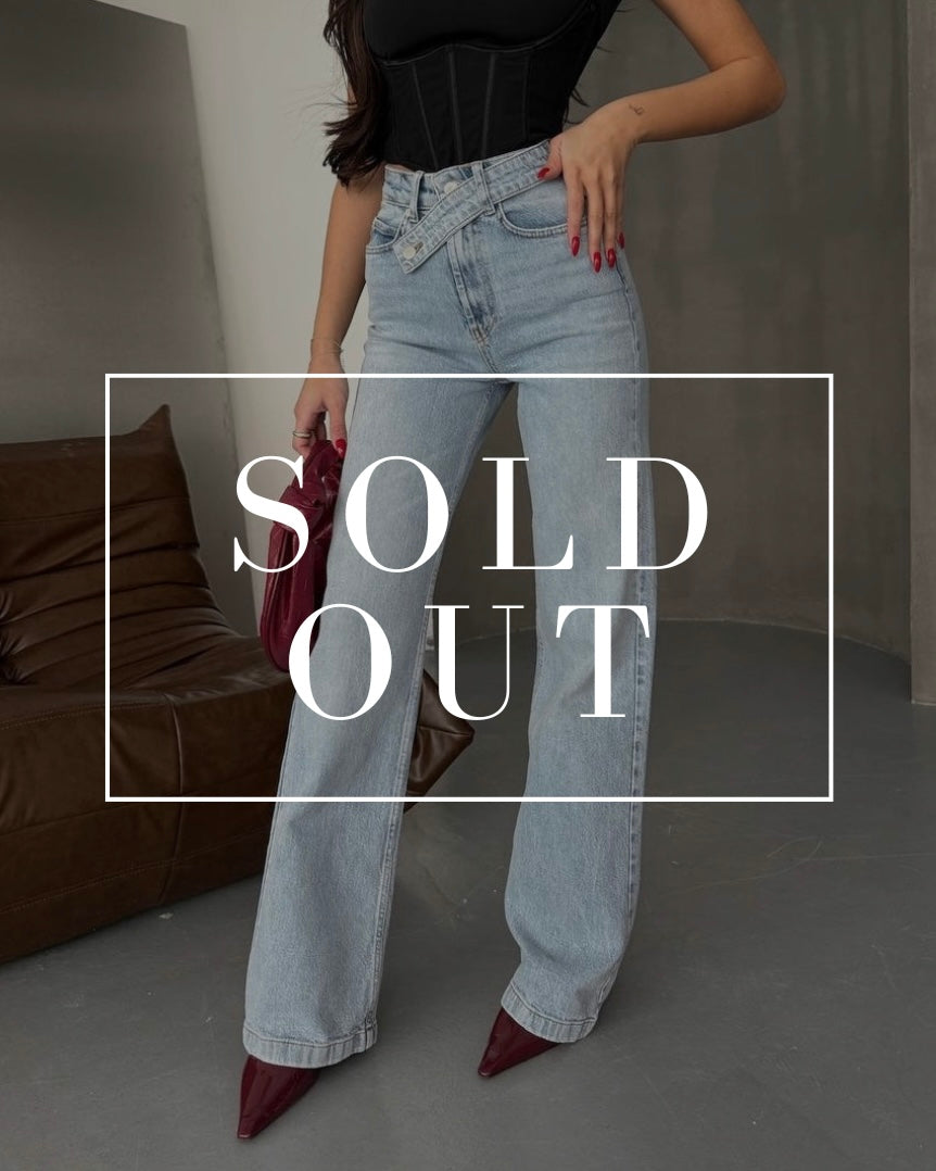 Asymmetric Waist High Rise Denim Jeans | جينز بخصر عالي وتصميم خصر غير متماثل