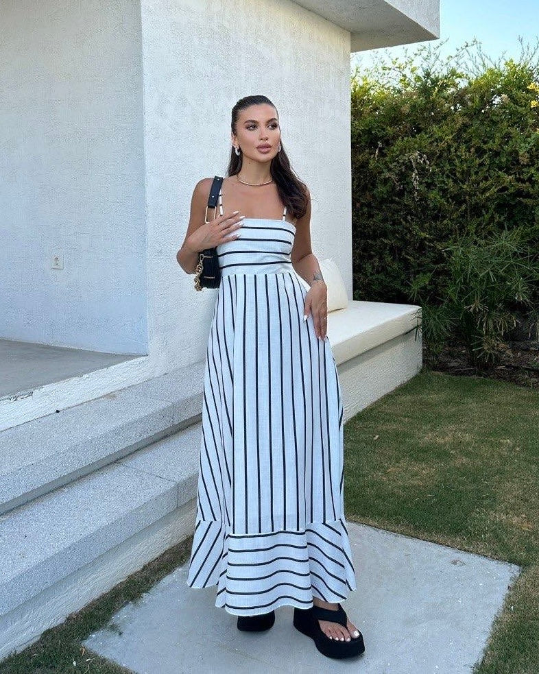 Feminine Striped Maxi Dress | فستان ناعم ماكسي مخطط