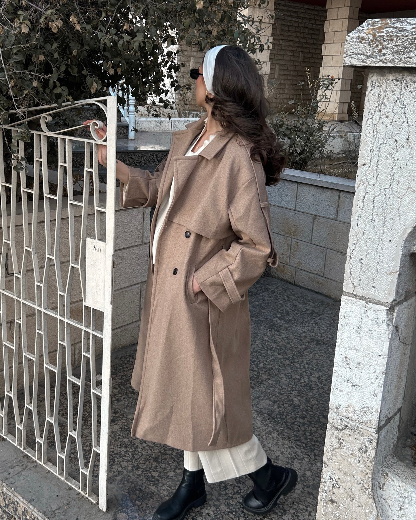 Camel Wool Blend Coat | معطف صوف بخليط عالي الجودة