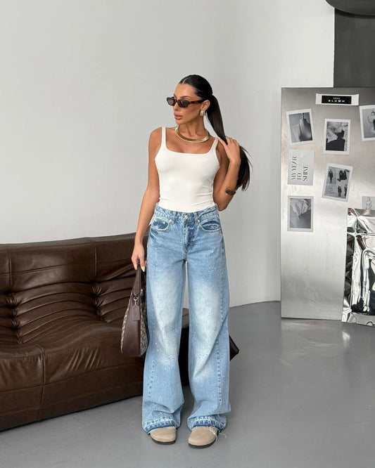 Vintage High-Waisted Relaxed Denim Jeans with Distressed Detailing | جينز فينتج بخصر عالٍ وقصّة مريحة