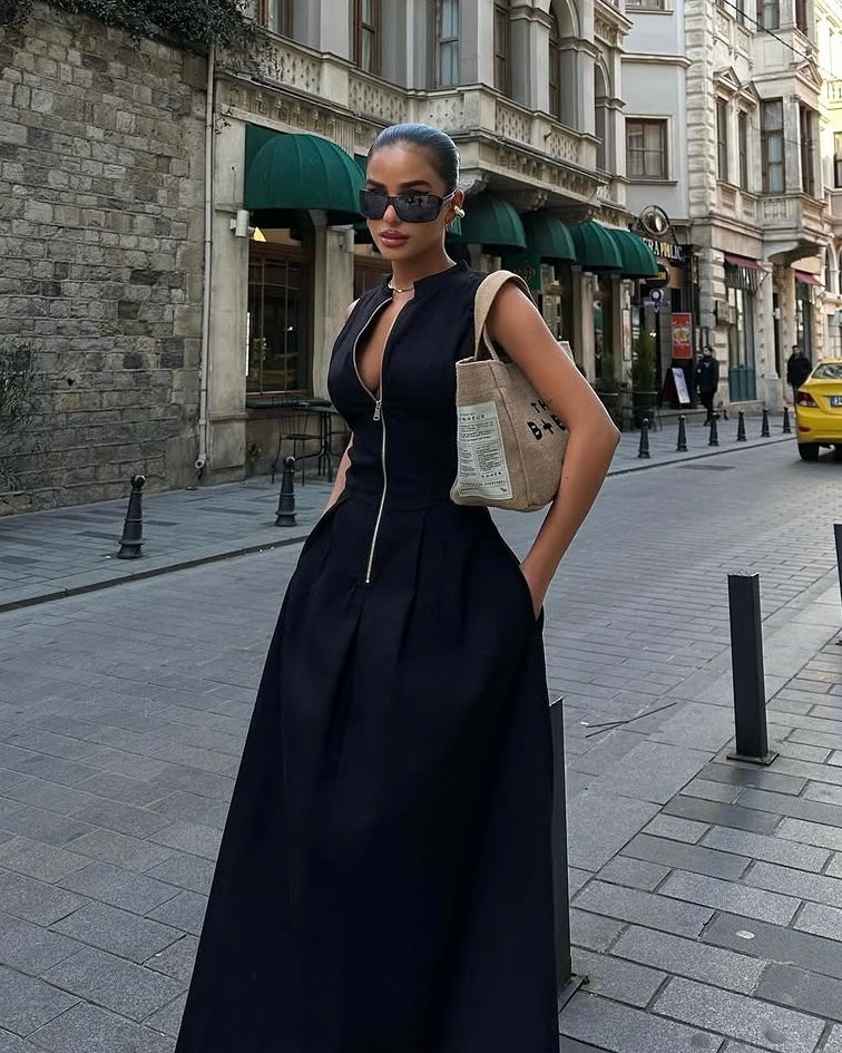 Elegant Black Zip Dress | فستان أسود أنيق بسحّاب أمامي