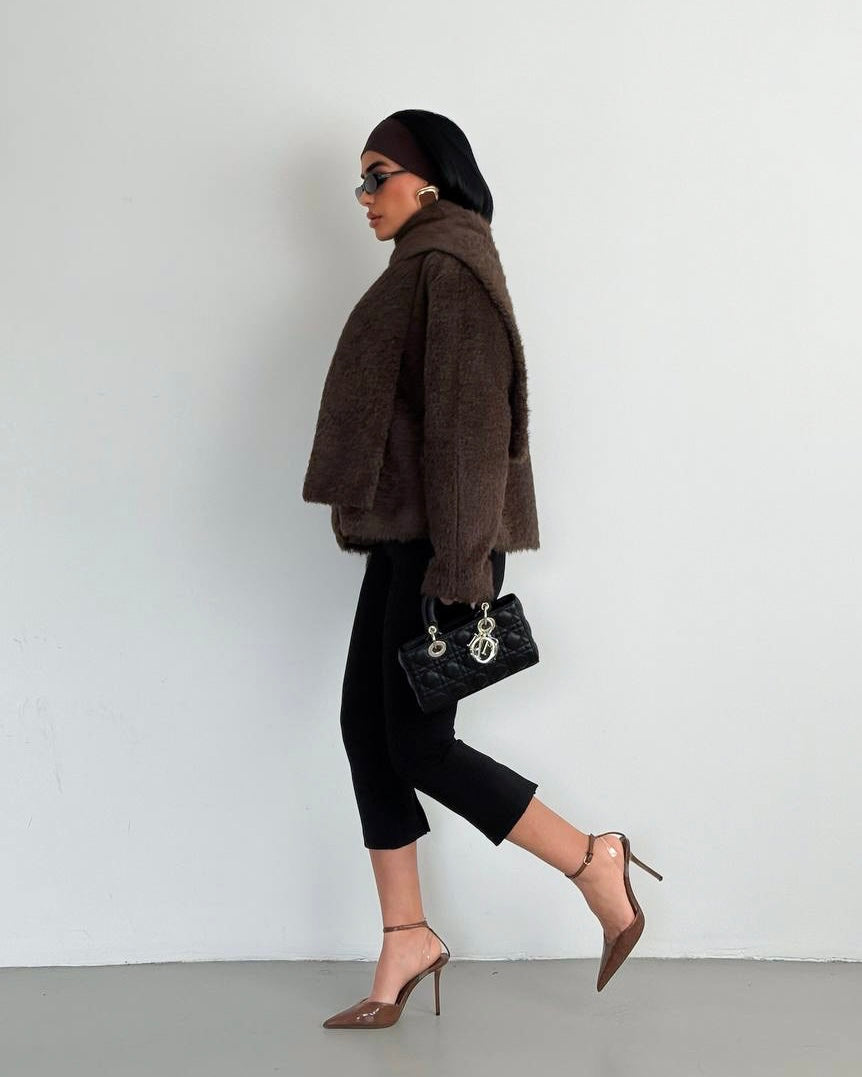 Brown Relaxed Fit Textured Jacket with Matching Scarf | جاكيت بني بقصّة مريحة مع شال مطابق