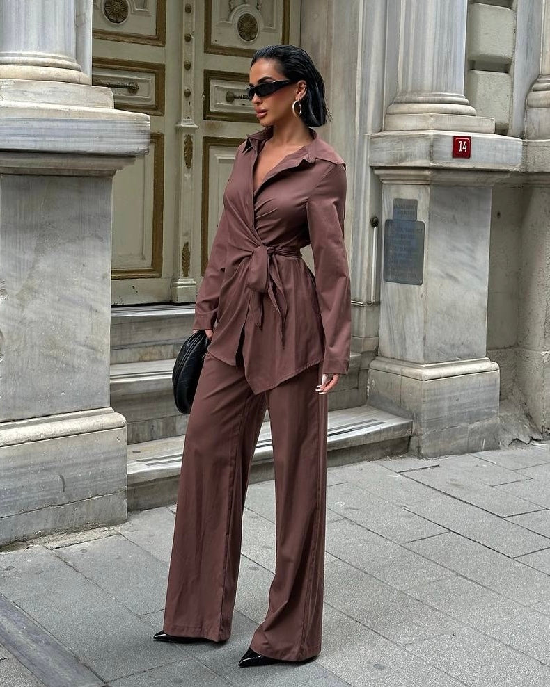 Brown Wrap Blouse and Wide-Leg Pants Set | طقم بلوزة لفّ باللون البني مع بنطال واسع
