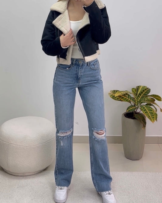 Distressed Loose-Fit Denim Jeans | جينز ممزق بلون فاتح