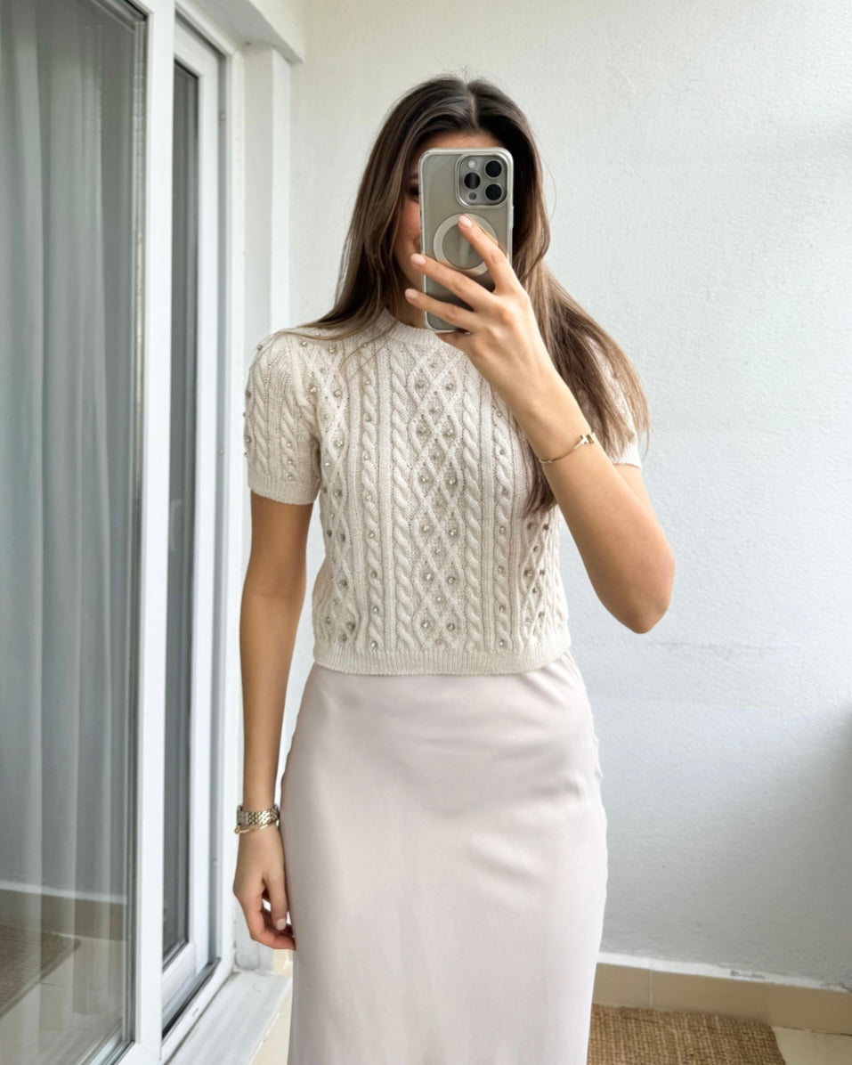 טופ סריג בצבע בז' ריינסטון