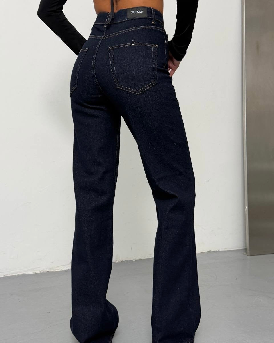 Dark High-Waist Wide-Leg Denim Jeans | جينز غامق بخصر عالي وقصة واسعة