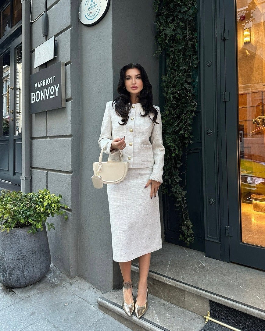 סט טוויד באמצע אורך