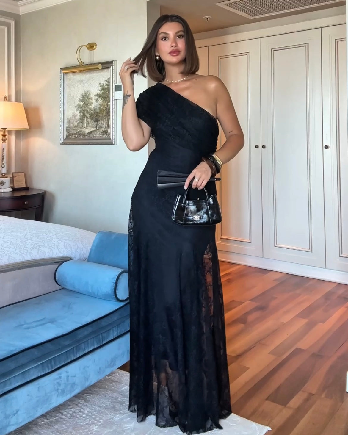 Elegant One-Shoulder Lace Maxi Dress with Sheer Panels – Black | فستان ماكسي نسائي أنيق بكتف واحد، دانتيل مع تفاصيل شفافة اسود