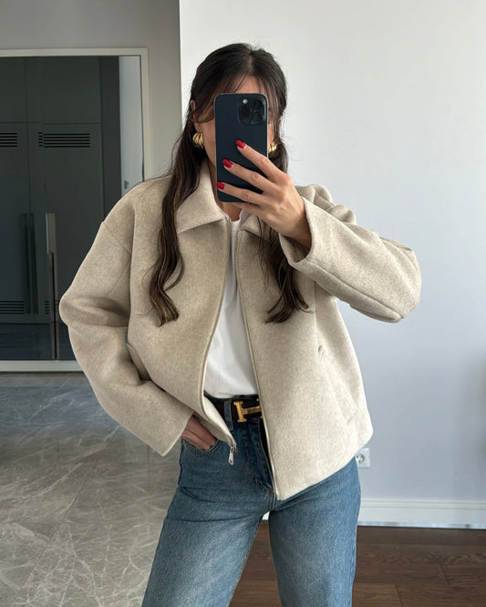 Light Beige Wool Jacket with Zipper and Side Pockets