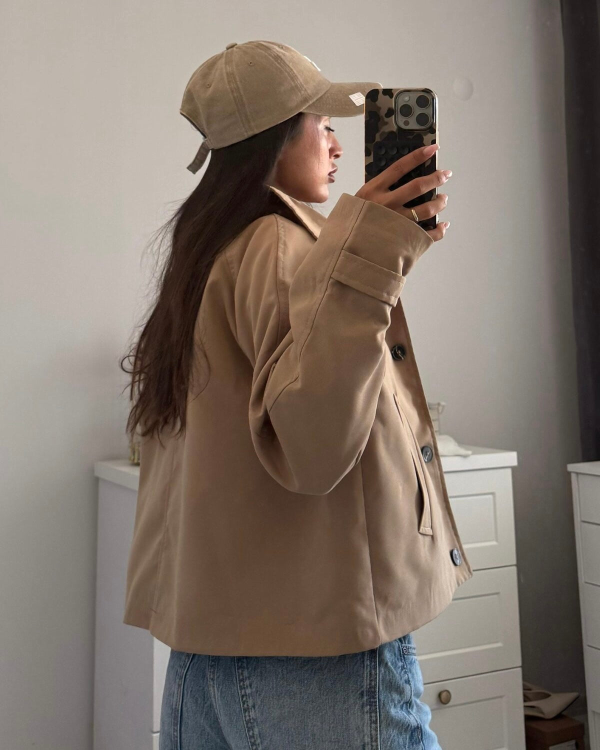 Cropped Camel Button-Up Jacket | جاكيت قصير باللون الكاميل مع أزرار أمامية