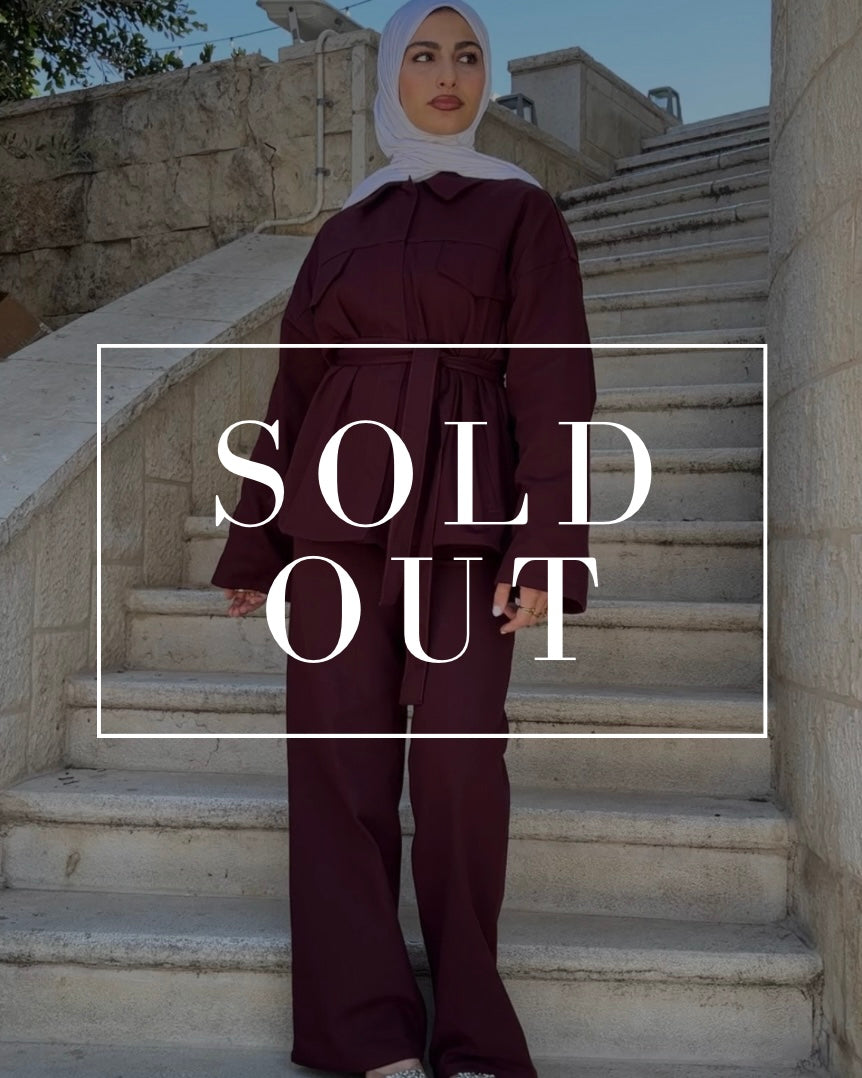 Belted Lightweight Two-Piece Set in Burgundy | طقم من قطعتين مع حزام باللون الخمري
