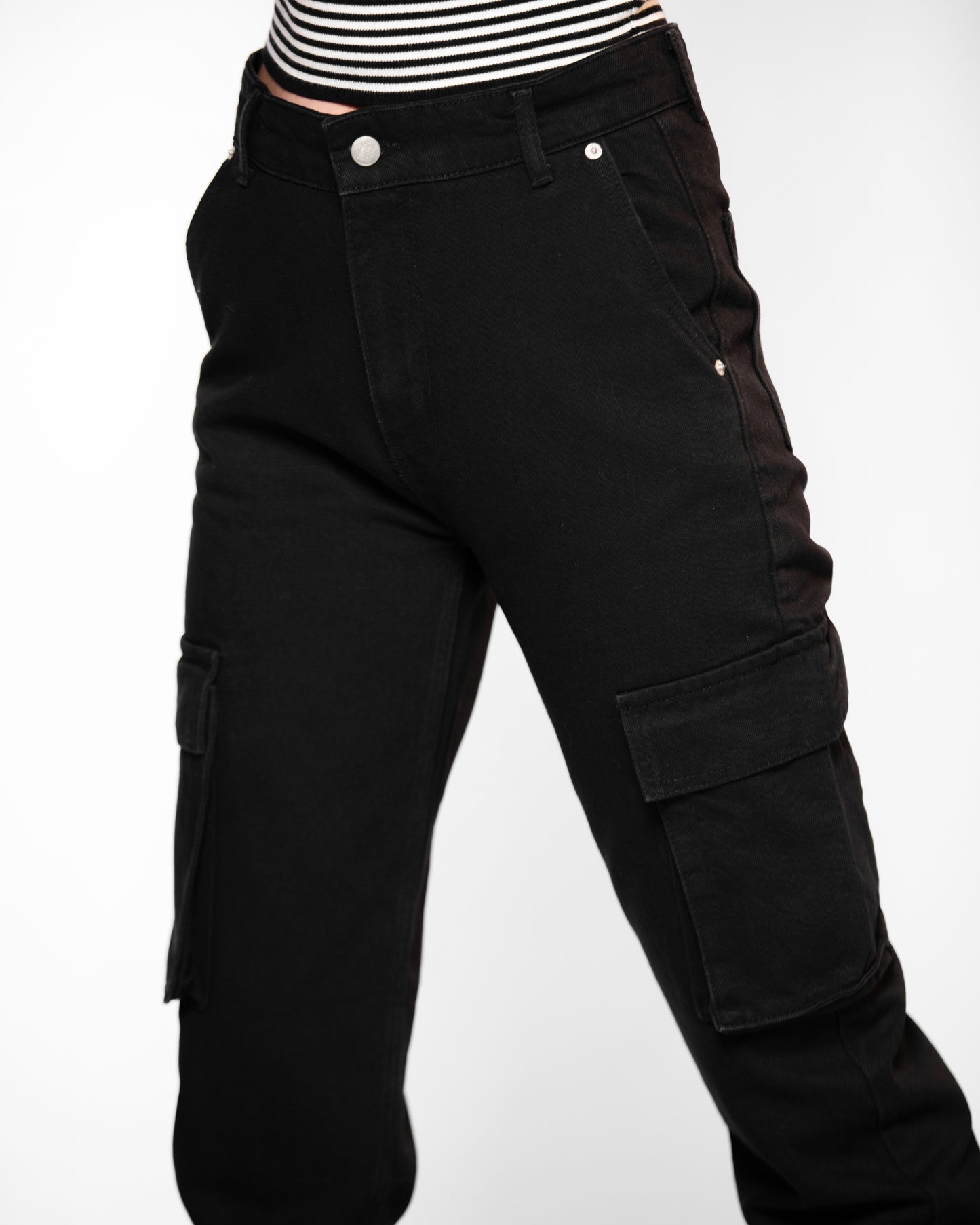 Black Cargo Jeans | جينز كارغو أسود
