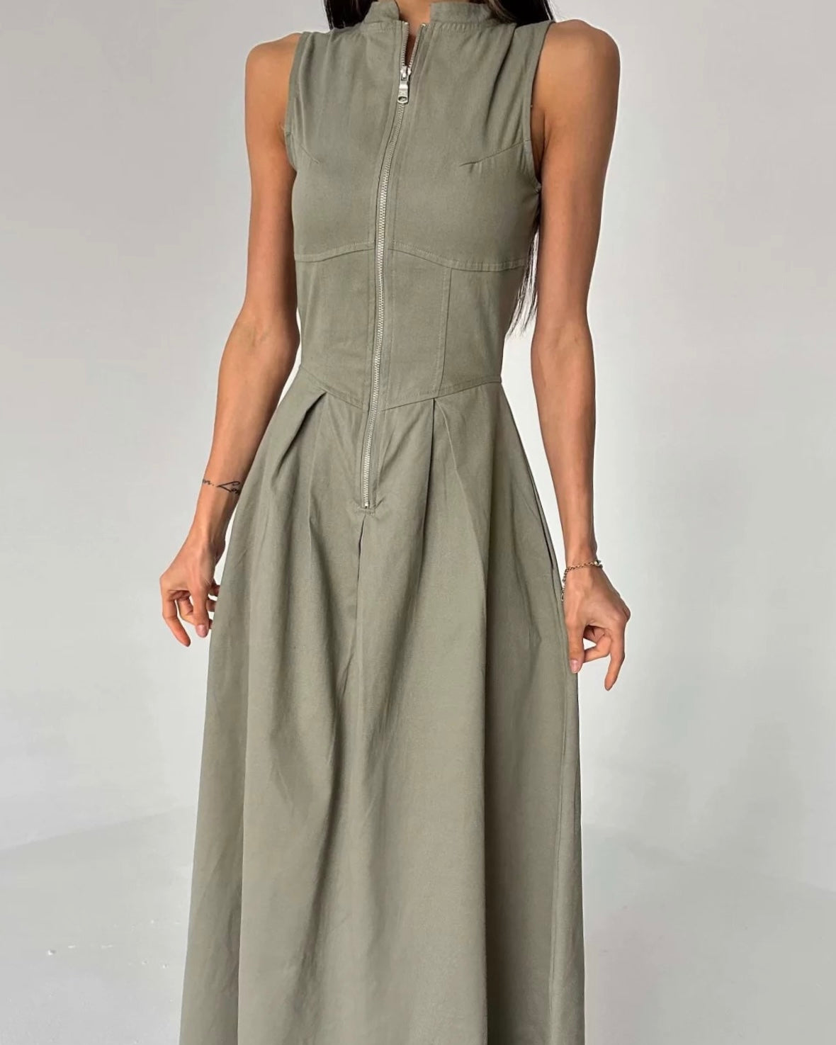 Elegant Muted Green Zip Dress | فستان زيتي أنيق بسحّاب أمامي