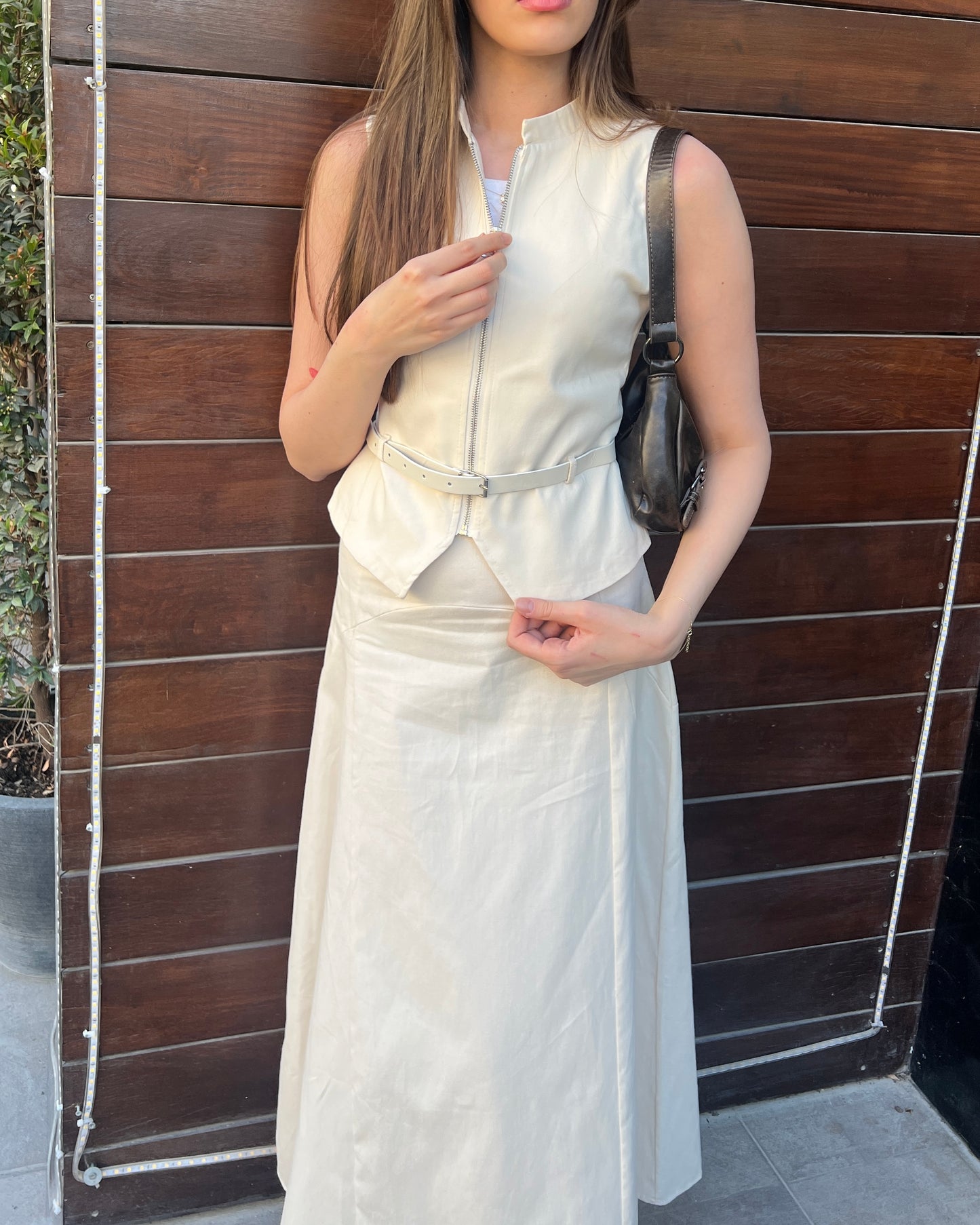 Belted Zip Up Vest and Maxi Skirt Set | طقم ڤيست بسحاب وتنورة ماكسي