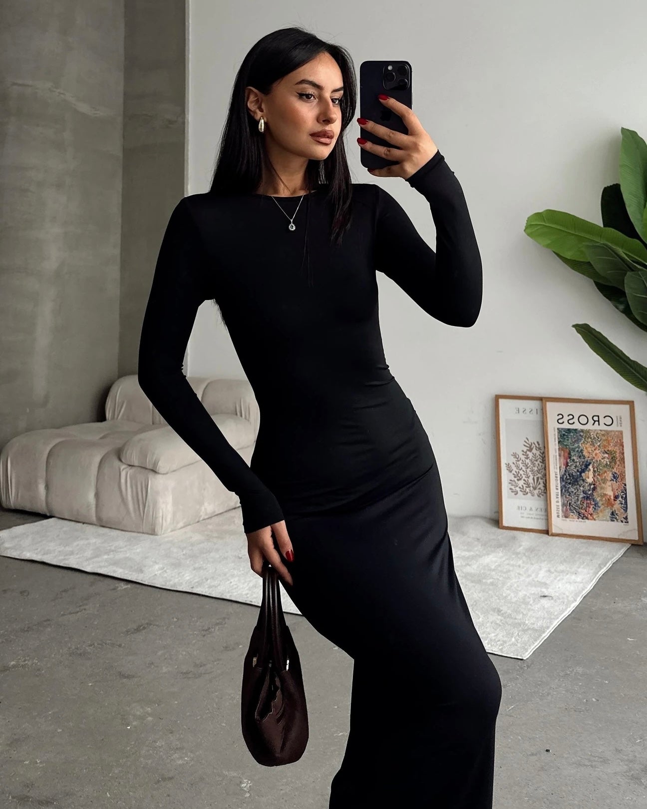 Elegant Black Long Dress | فستان طويل أنيق باللون الأسود