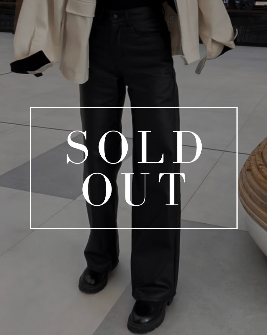 Wide Leg Leather Pants | بنطلون جلد واسع الساق