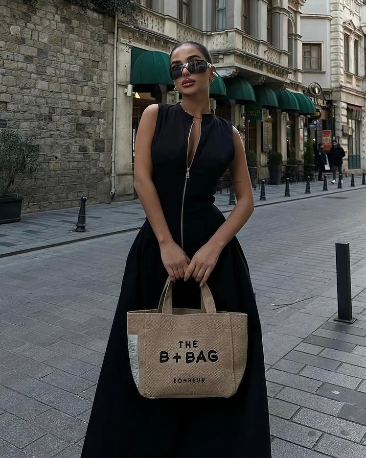 Elegant Black Zip Dress | فستان أسود أنيق بسحّاب أمامي