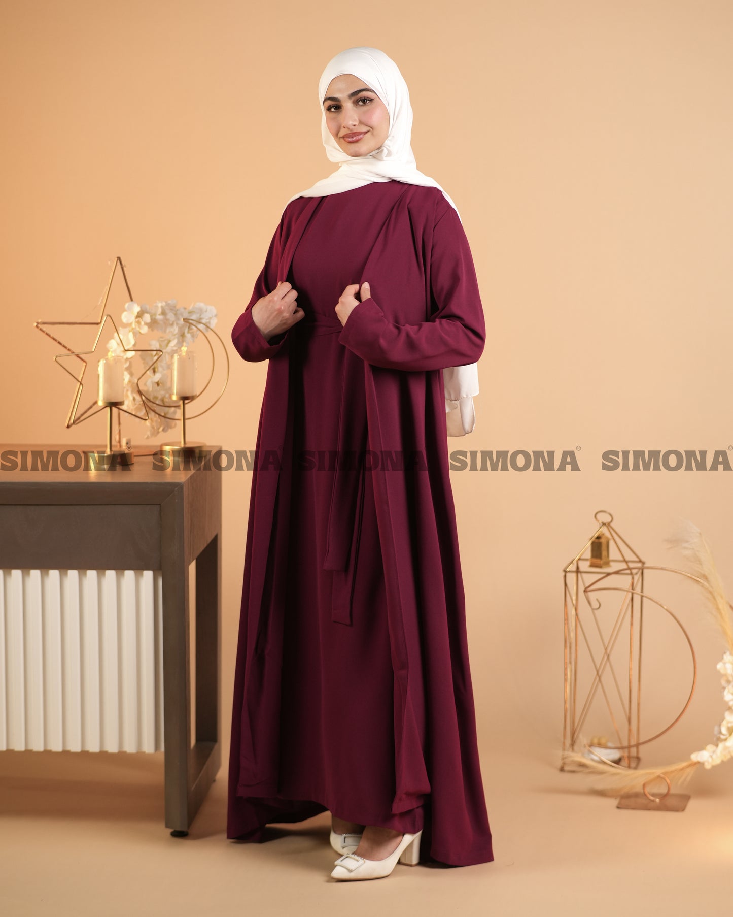Elegant Plum Abaya with Inner Dress | عباية أنيقة باللون خمري مع فستان داخلي