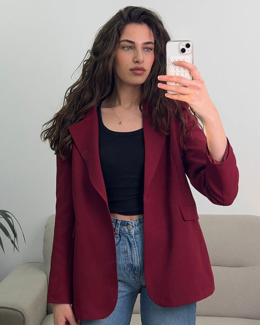 Maroon Luxe Blazer | بليزر فاخر بلون المارون