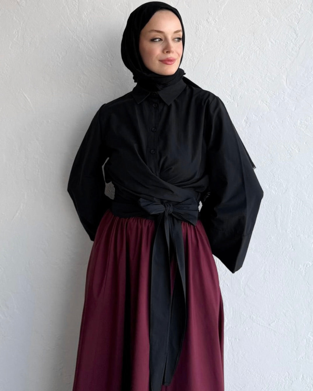Black Side Knot Wrap Top | توب اسود ناعم بقصة لف وربطة جانبية