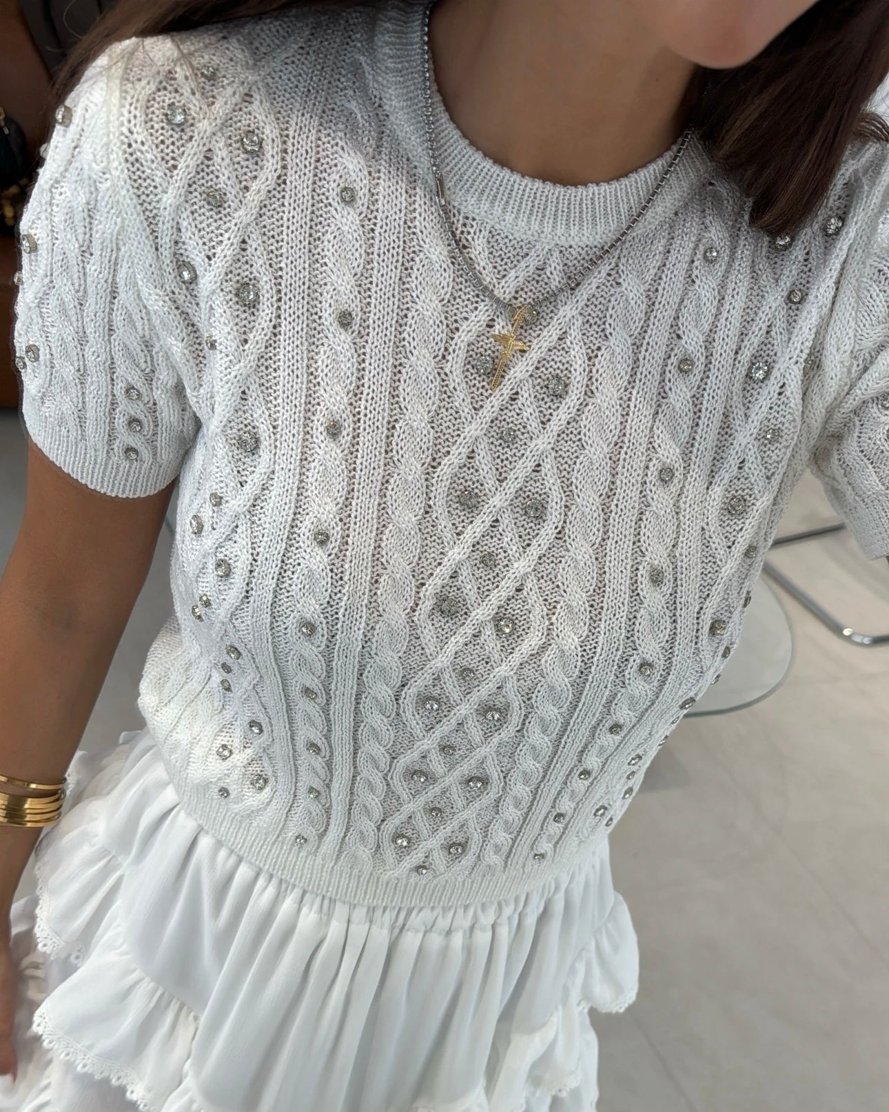 טופ סריג לבן ריינסטון