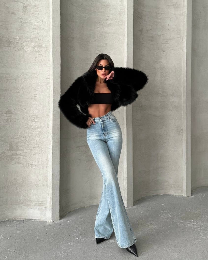 High Waisted Light Wash Charleston Flare Jeans | جينز شارليستون فاتح بخصر عالٍ