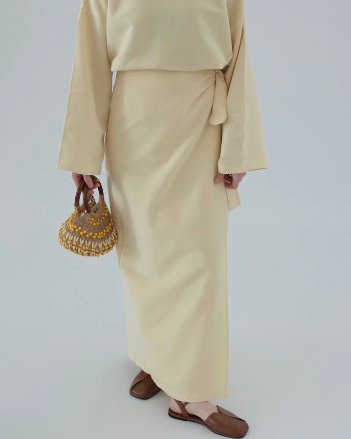 Soft Yellow Skirt & Top Set | طقم تنورة وقميص أصفر ناعم