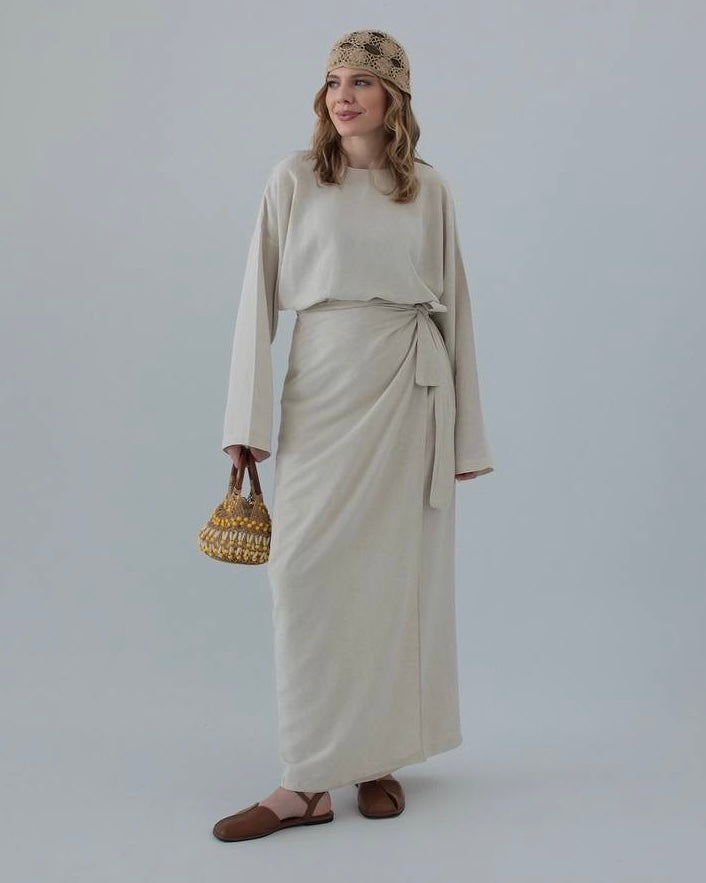 Soft Beige Skirt & Top Set | طقم تنورة وقميص بيج ناعم