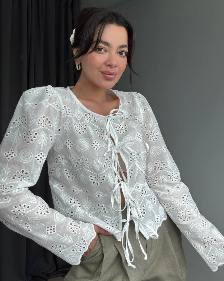Feminine Lace Tie Front Top | بلوزة دانتيل مع ربطة أمامي