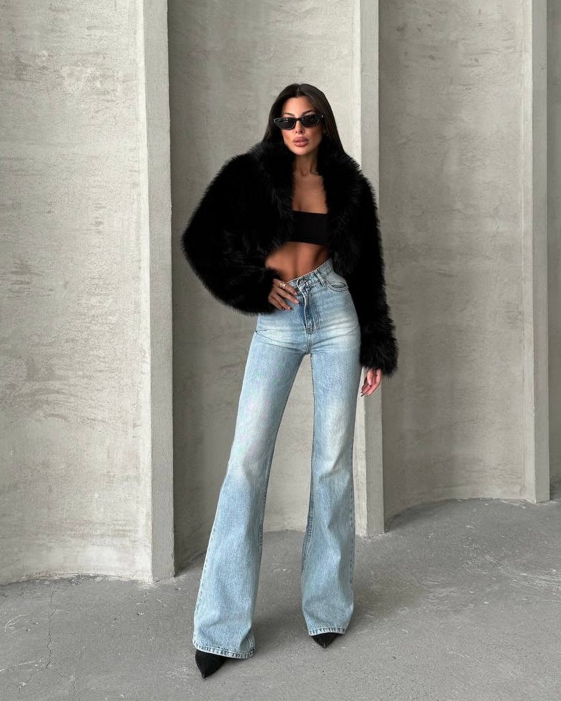 High Waisted Light Wash Charleston Flare Jeans | جينز شارليستون فاتح بخصر عالٍ