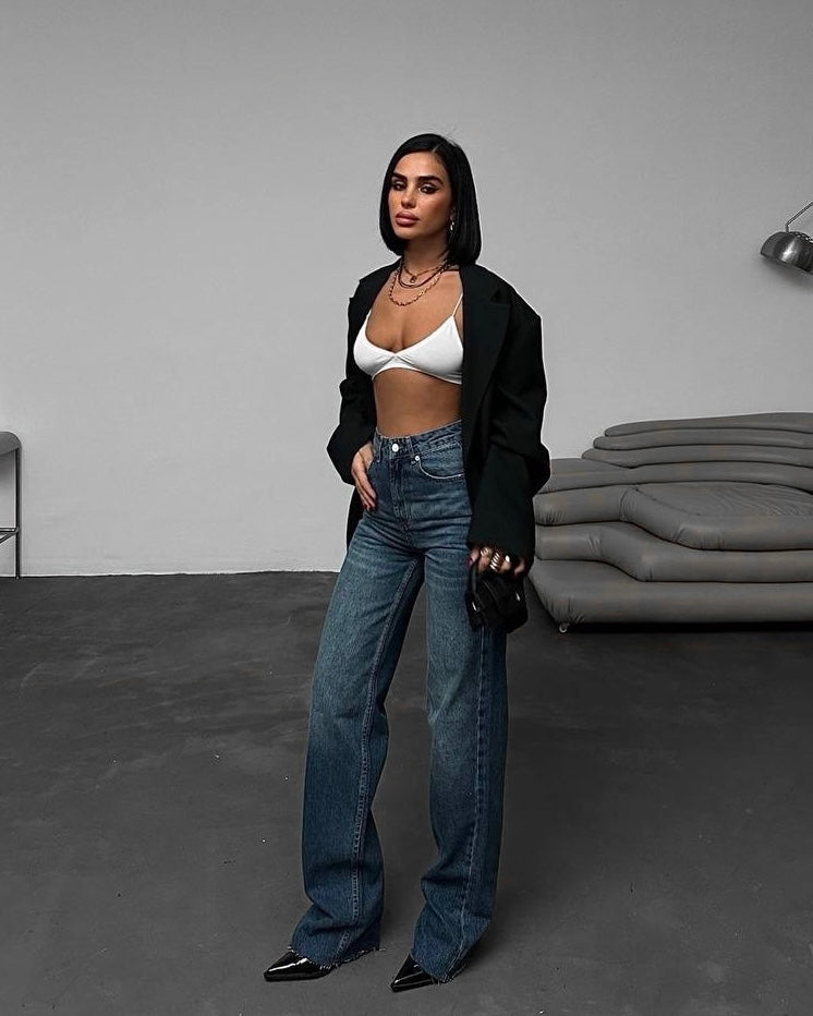 Classic High Waisted Straight Jeans | جينز كلاسيكي بخصر عالٍ وقصّة مستقيمة