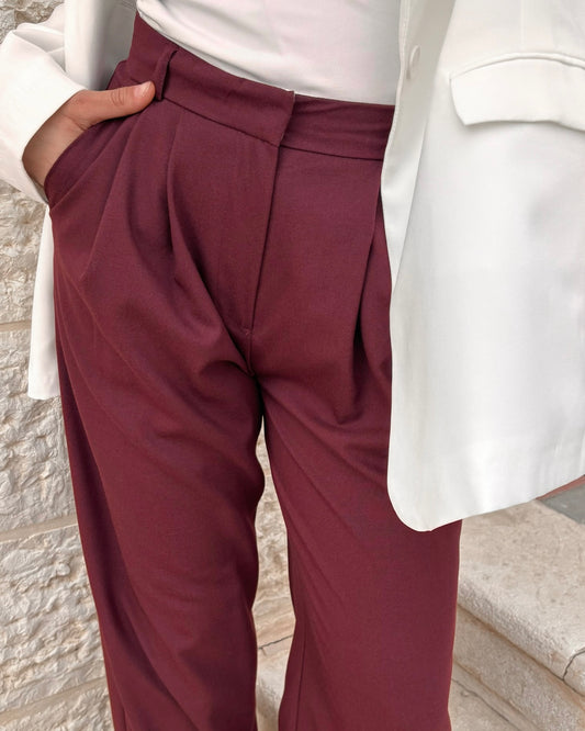 Burgundy Wide-Leg High-Waist Trousers | بنطلون بخصر عالٍ بلون البيرغندي