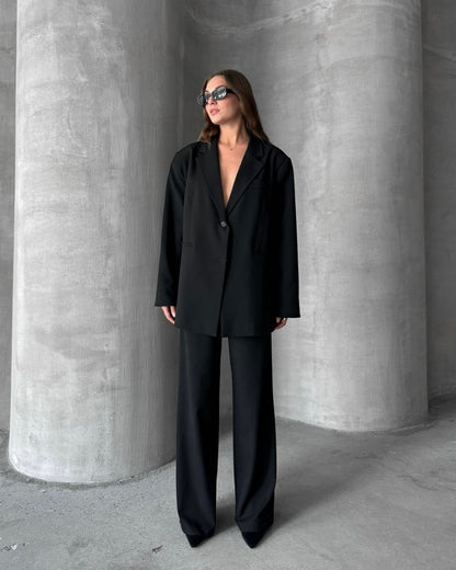 Timeless Oversized Black Suit