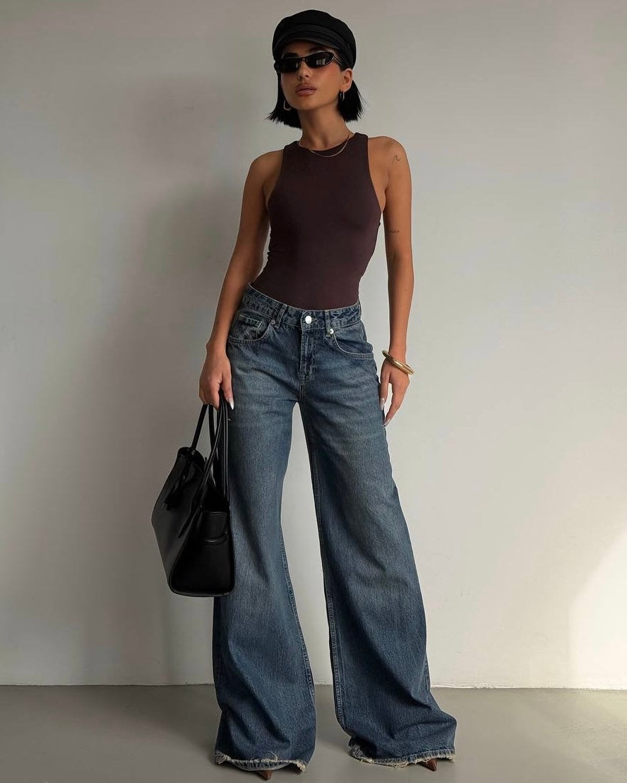 Wide-Leg Dark Wash Jeans with Distressed Hem | جينز واسع بلون دنيم غامق